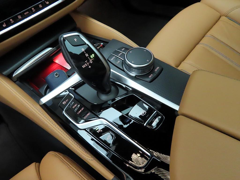 BMW 5 Series - Vista 10