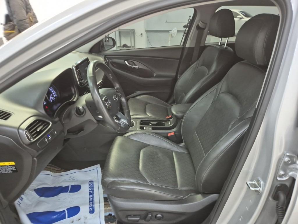 HYUNDAI i30 - Vista 6