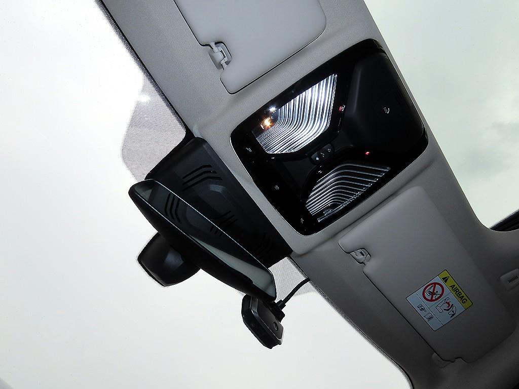 BMW 3 series 2022 Negro - Importación desde Corea - HF Imports Iquique - Foto 14