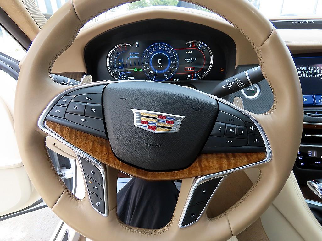 Cadillac CT6 - Vista 8