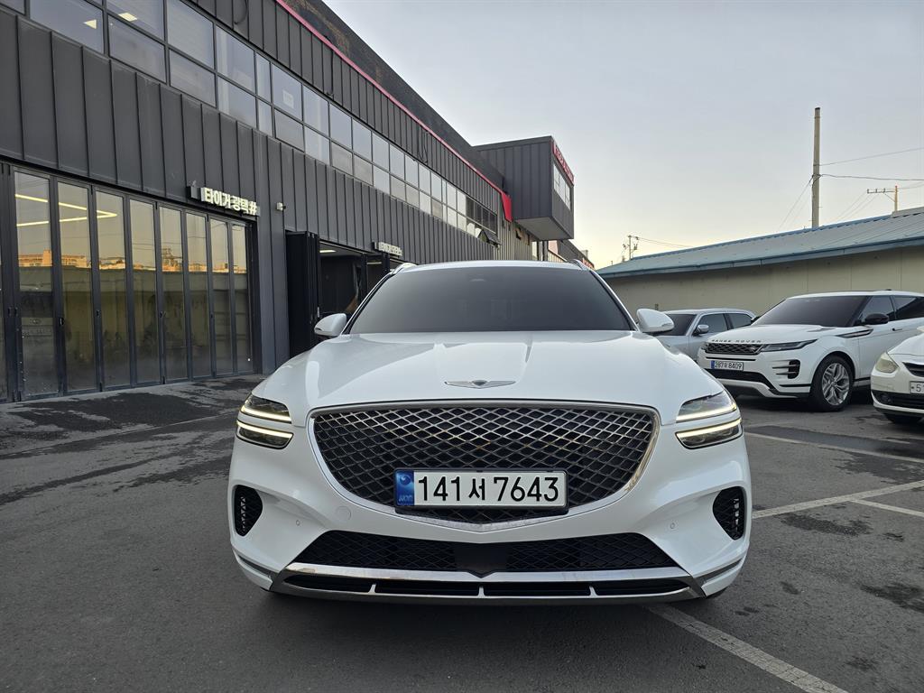 Genesis GV70 - Vista 2