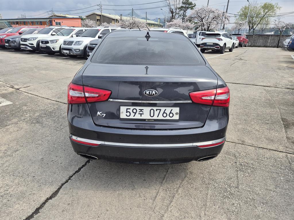 KIA K7 - Vista 6