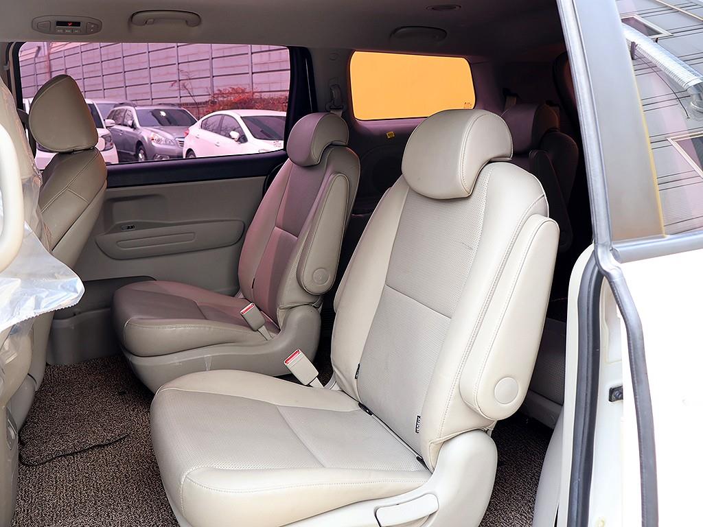 KIA Carnival 2019 Blanco - Importación desde Corea - HF Imports Iquique - Foto 11