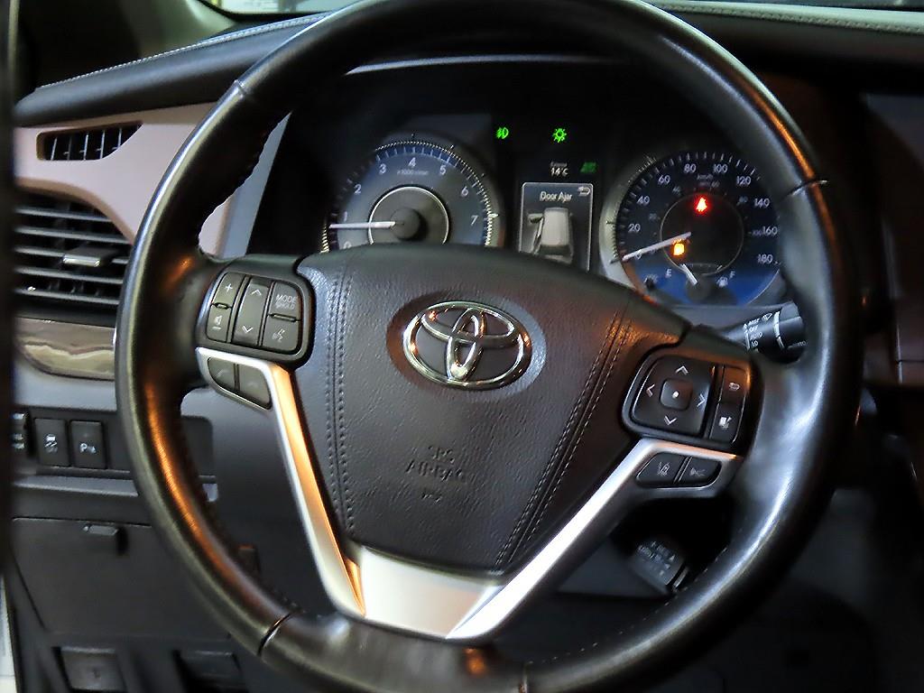 Toyota Siena - Vista 8