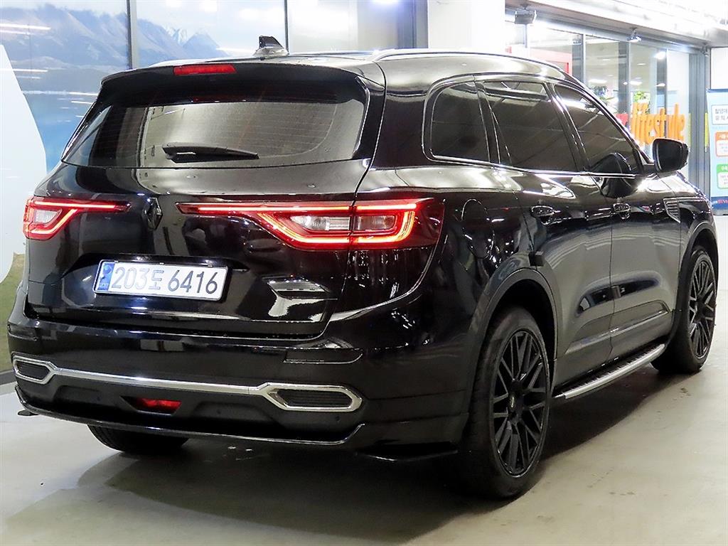 SAMSUNG QM6 - Vista 4