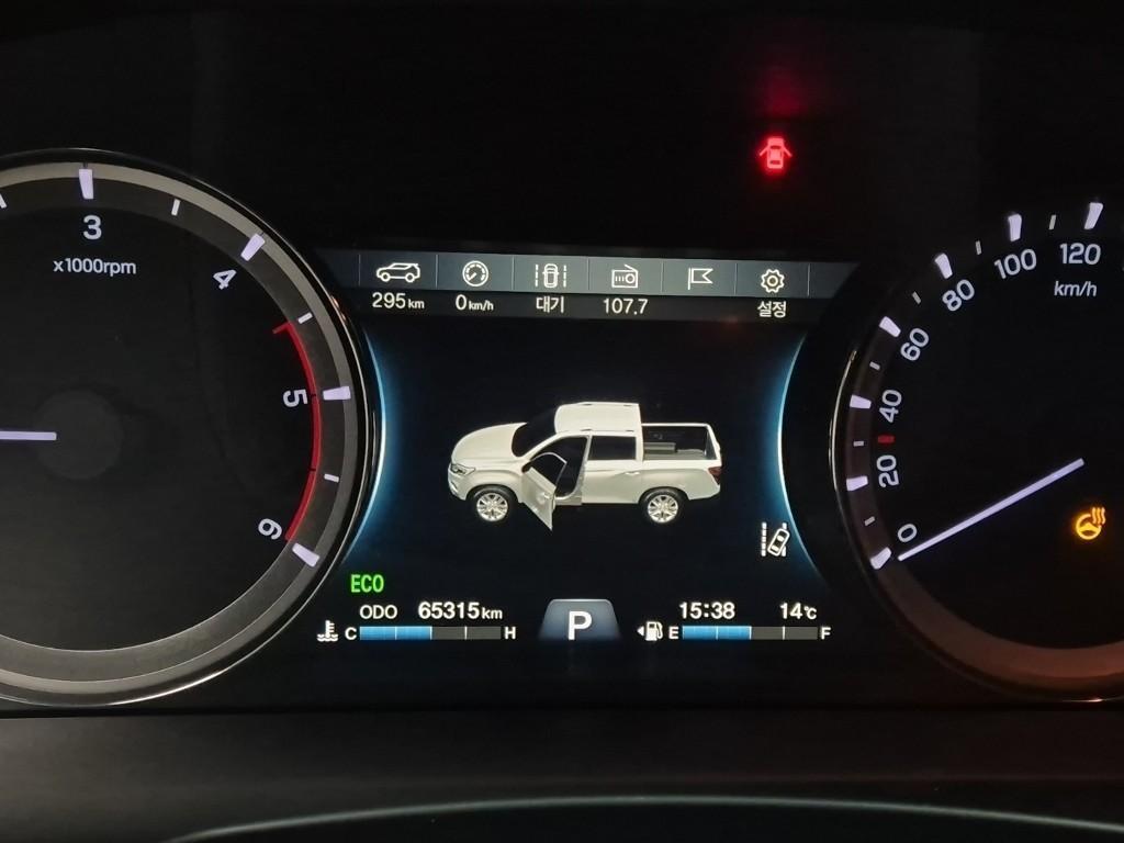 Ssangyong Rexton - Vista 6