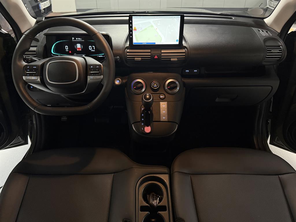 HYUNDAI Casper - Vista 6