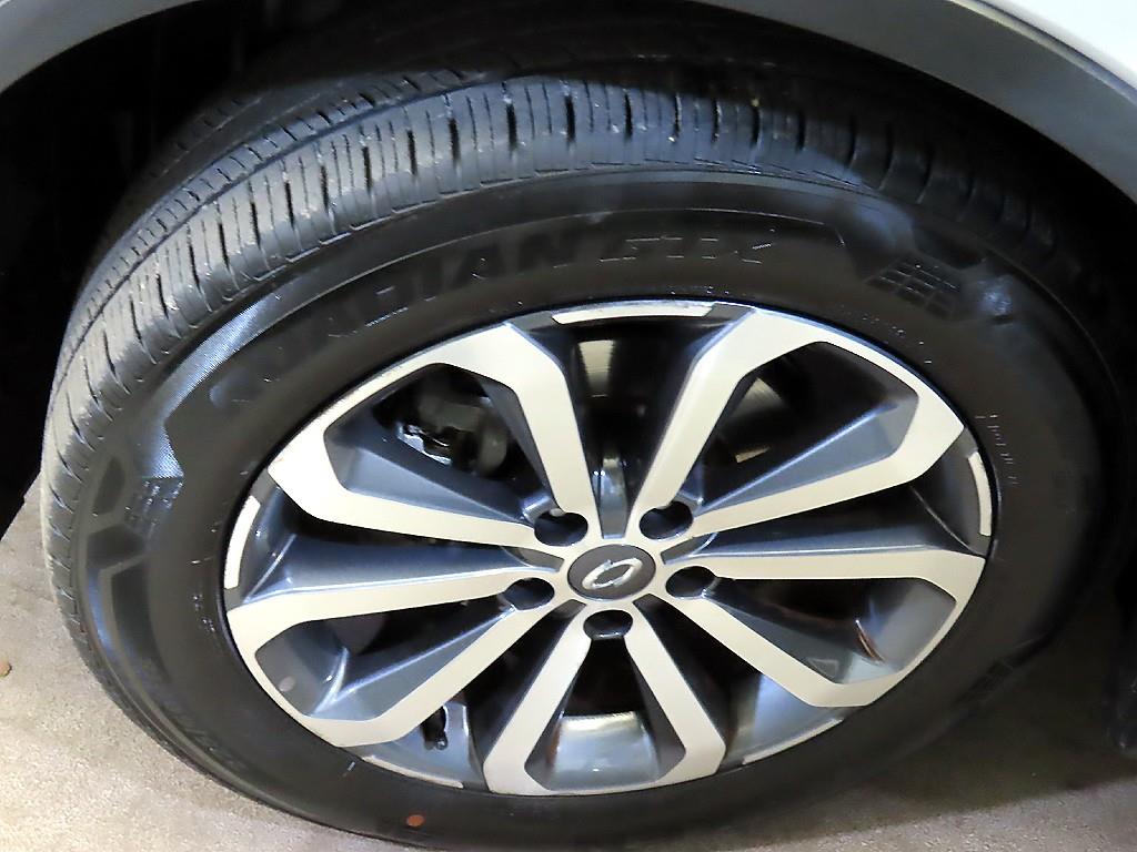 SAMSUNG QM6 2020 Blanco - Importación desde Corea - HF Imports Iquique - Foto 19