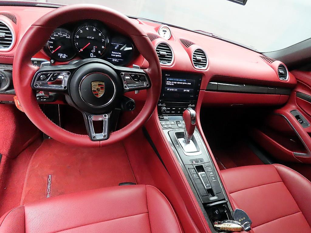 Porsche 718 - Vista 7