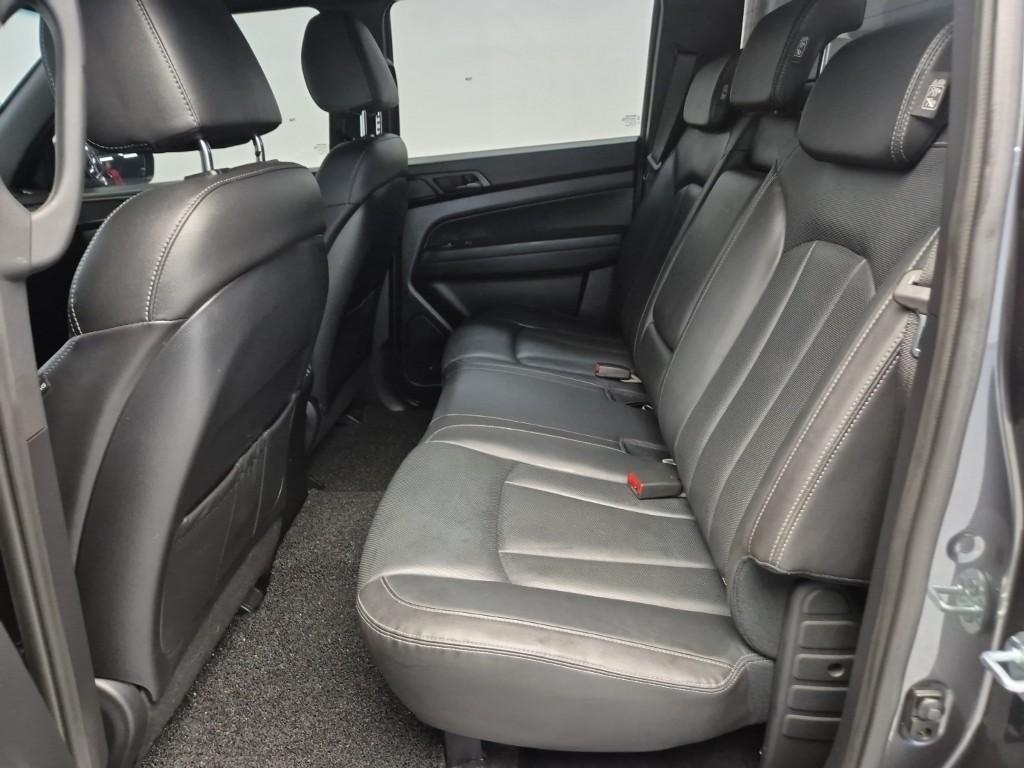 Ssangyong Rexton - Vista 12