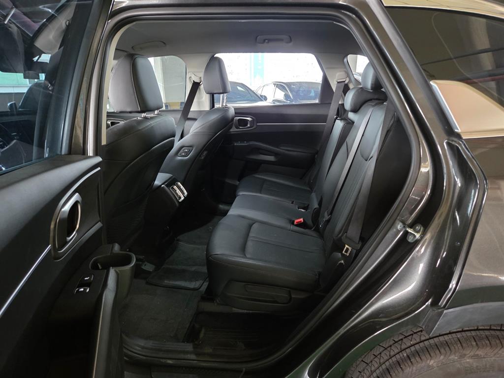 KIA Sorento - Vista 7