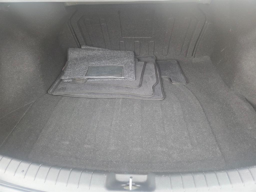 HYUNDAI Avante 2018 Gris - Importación desde Corea - HF Imports Iquique - Foto 17