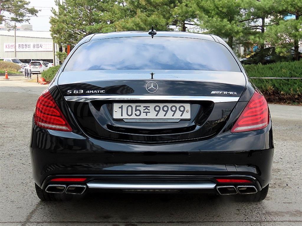 Mercedes Benz S Class - Vista 4