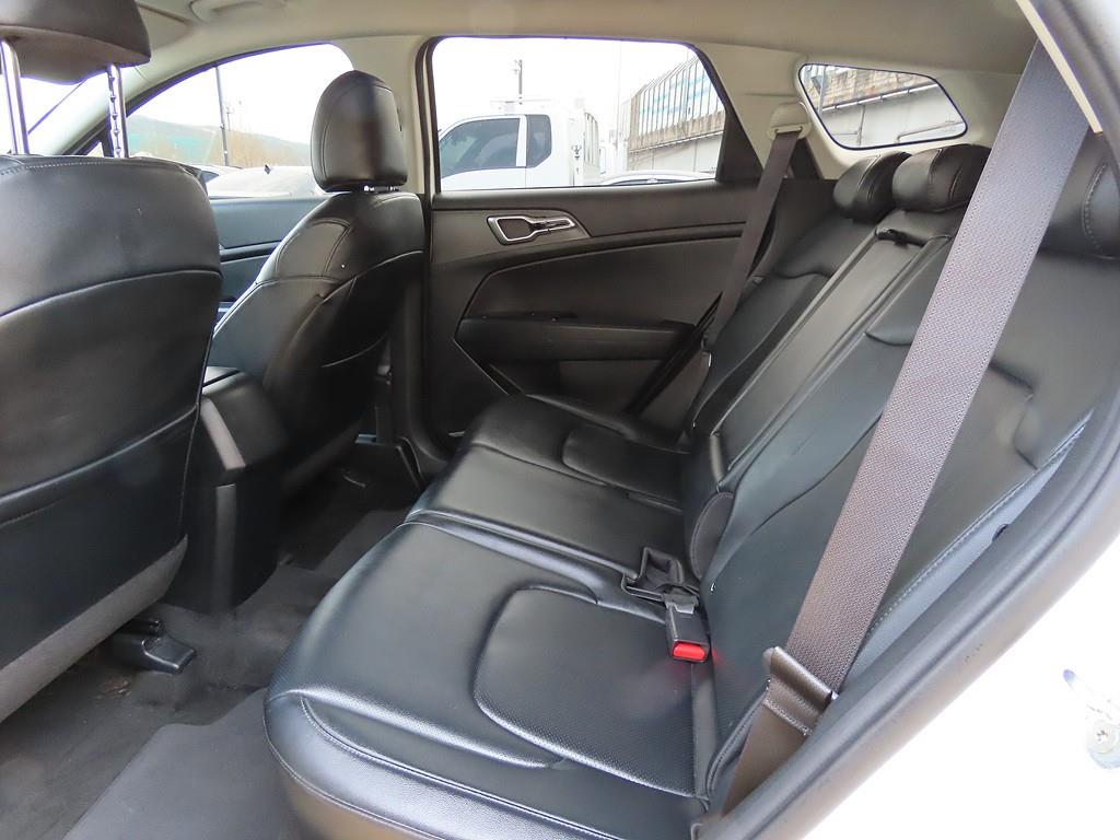 KIA Sportage - Vista 8