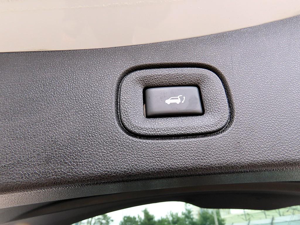 SAMSUNG QM6 2019 Blanco - Importación desde Corea - HF Imports Iquique - Foto 17