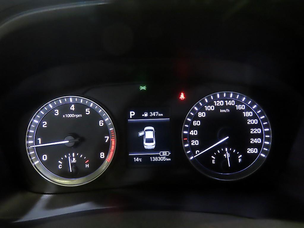 HYUNDAI Sonata - Vista 9