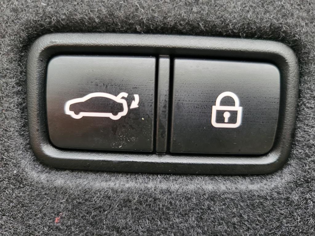 HYUNDAI Grandeur 2020 Negro - Importación desde Corea - HF Imports Iquique - Foto 17