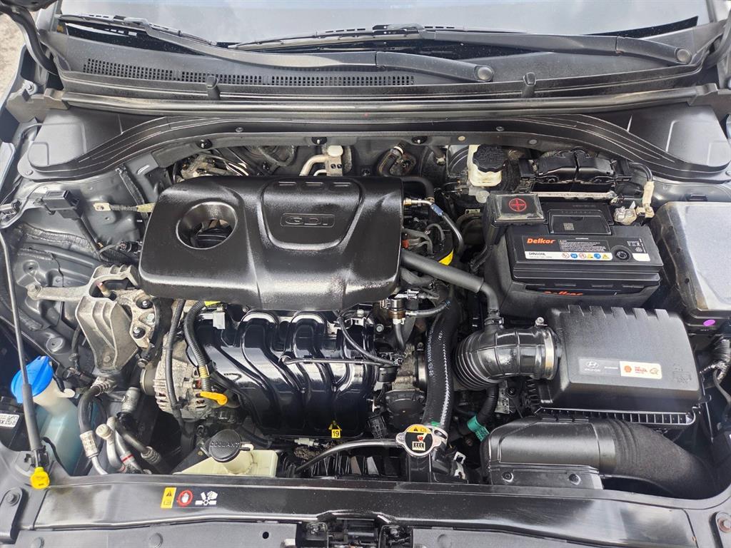 HYUNDAI Avante 2018 Gris - Importación desde Corea - HF Imports Iquique - Foto 18