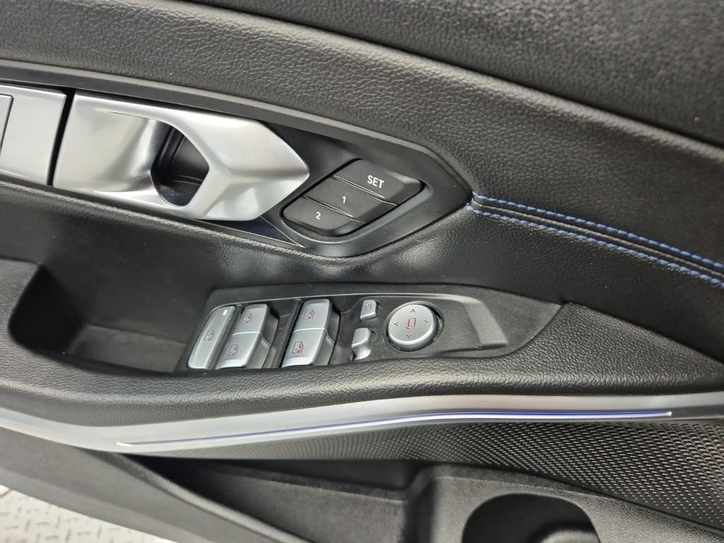 BMW 3 series 2022 Negro - Importación desde Corea - HF Imports Iquique - Foto 19