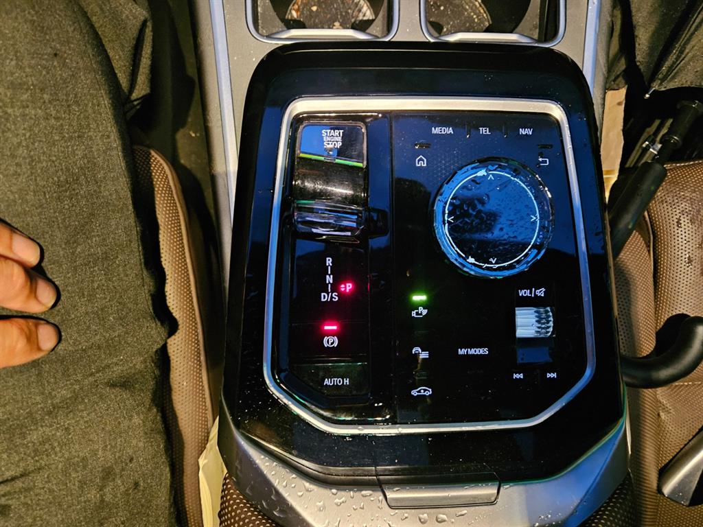 BMW 7 Series 2023 Gris - Importación desde Corea - HF Imports Iquique - Foto 17