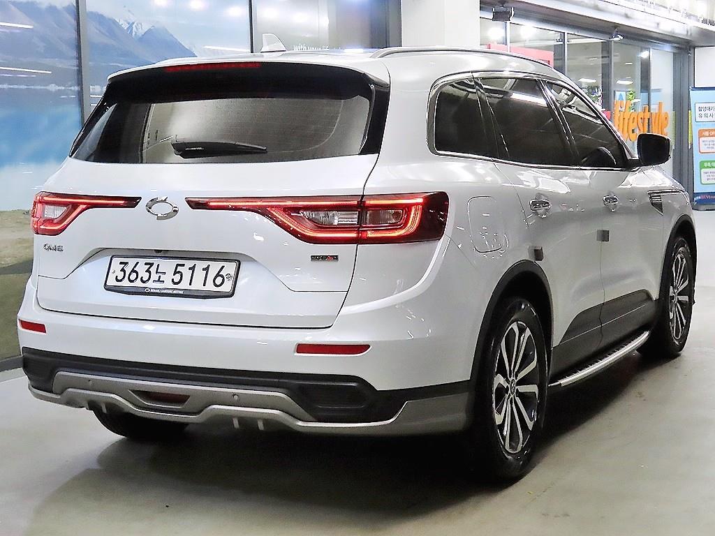 SAMSUNG QM6 - Vista 4