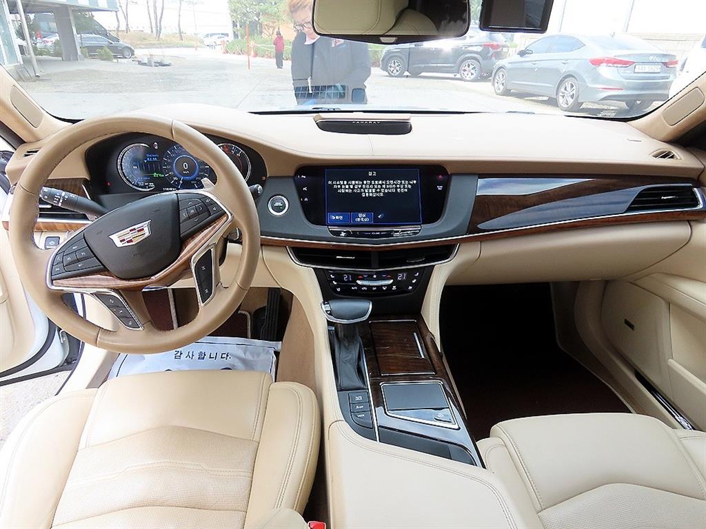 Cadillac CT6 - Vista 7