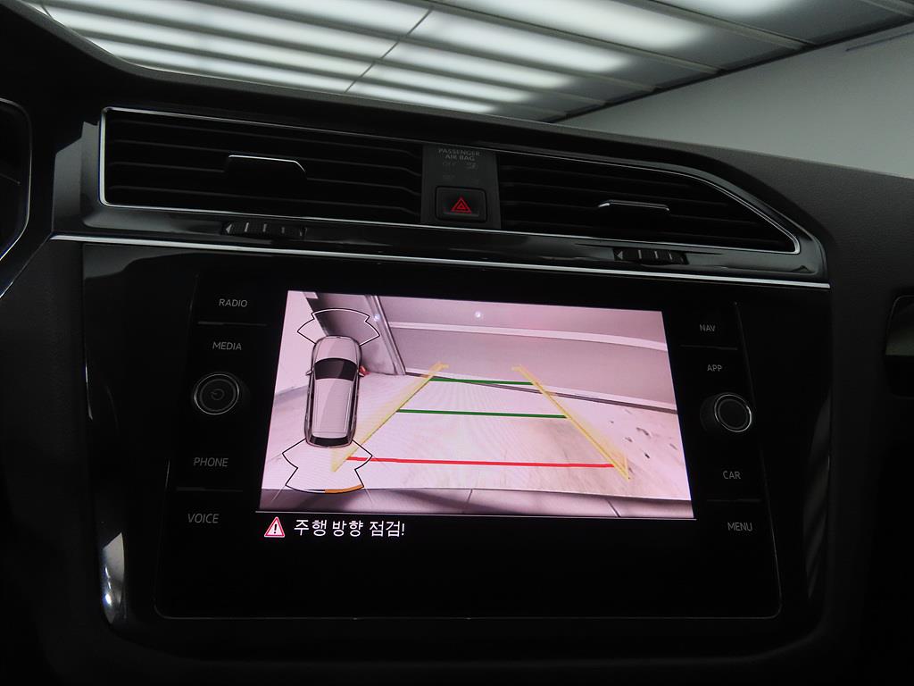 Volkswagen Tiguan 2021 Negro - Importación desde Corea - HF Imports Iquique - Foto 13