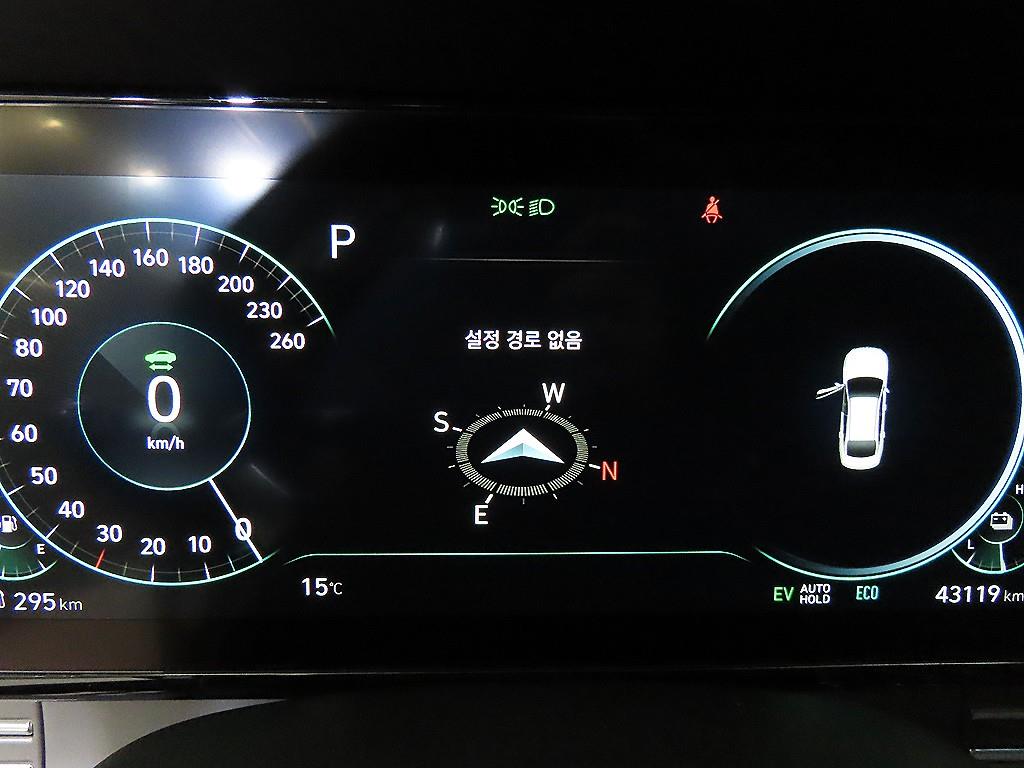 HYUNDAI Grandeur - Vista 9