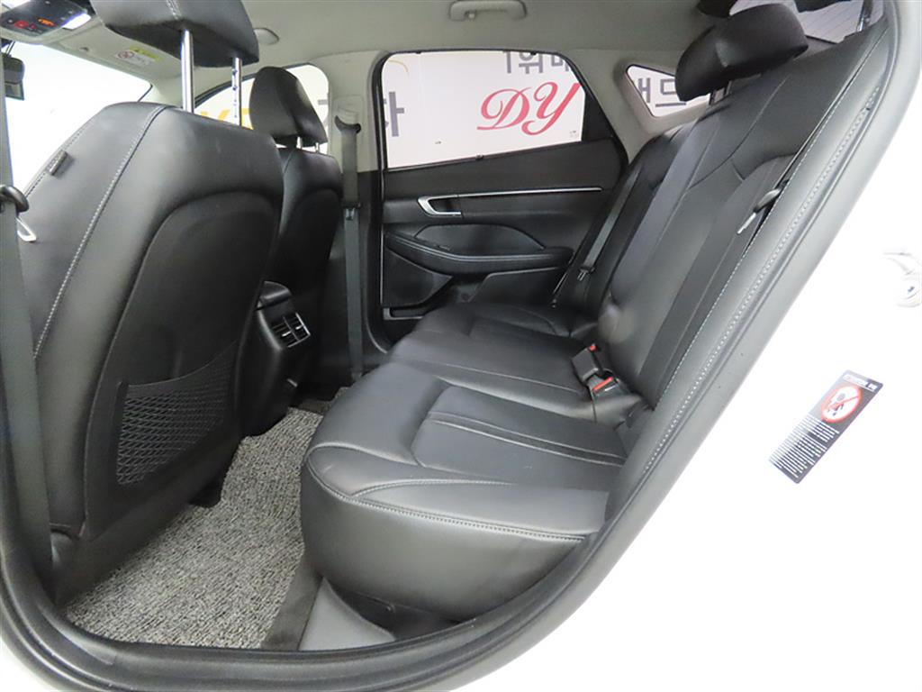 HYUNDAI Sonata - Vista 6