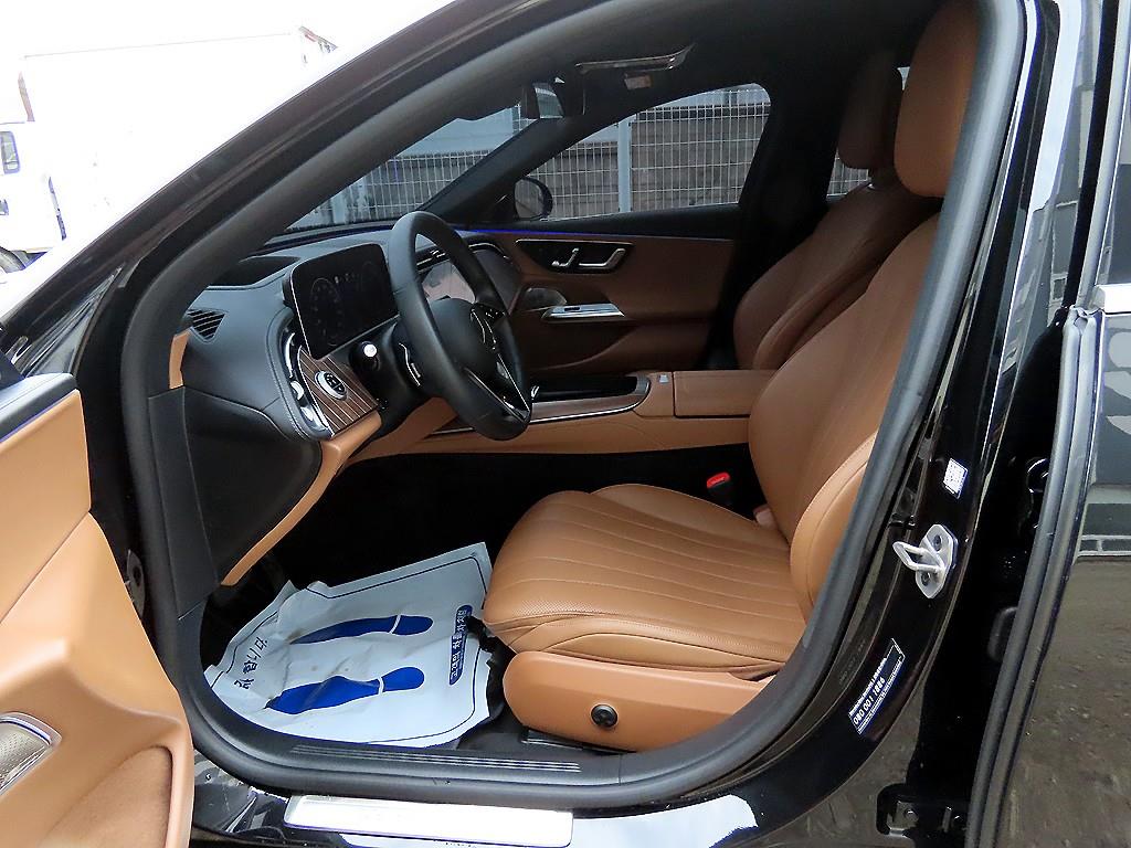 Mercedes Benz E class - Vista 5