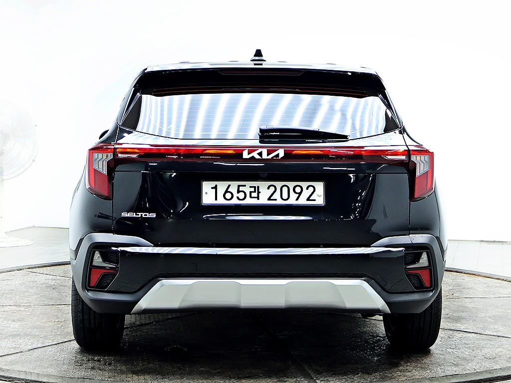 KIA Seltos - Vista 5