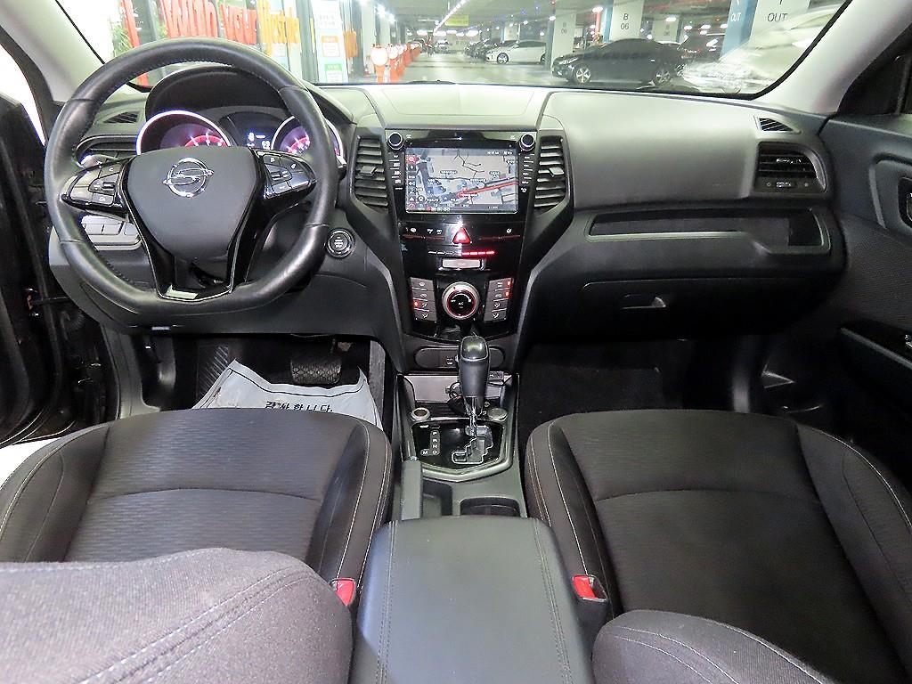 Ssangyong Tivoli - Vista 10