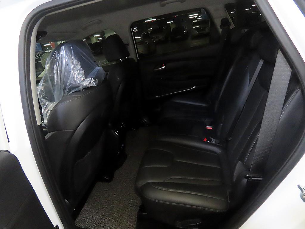 HYUNDAI Santa Fe - Vista 7