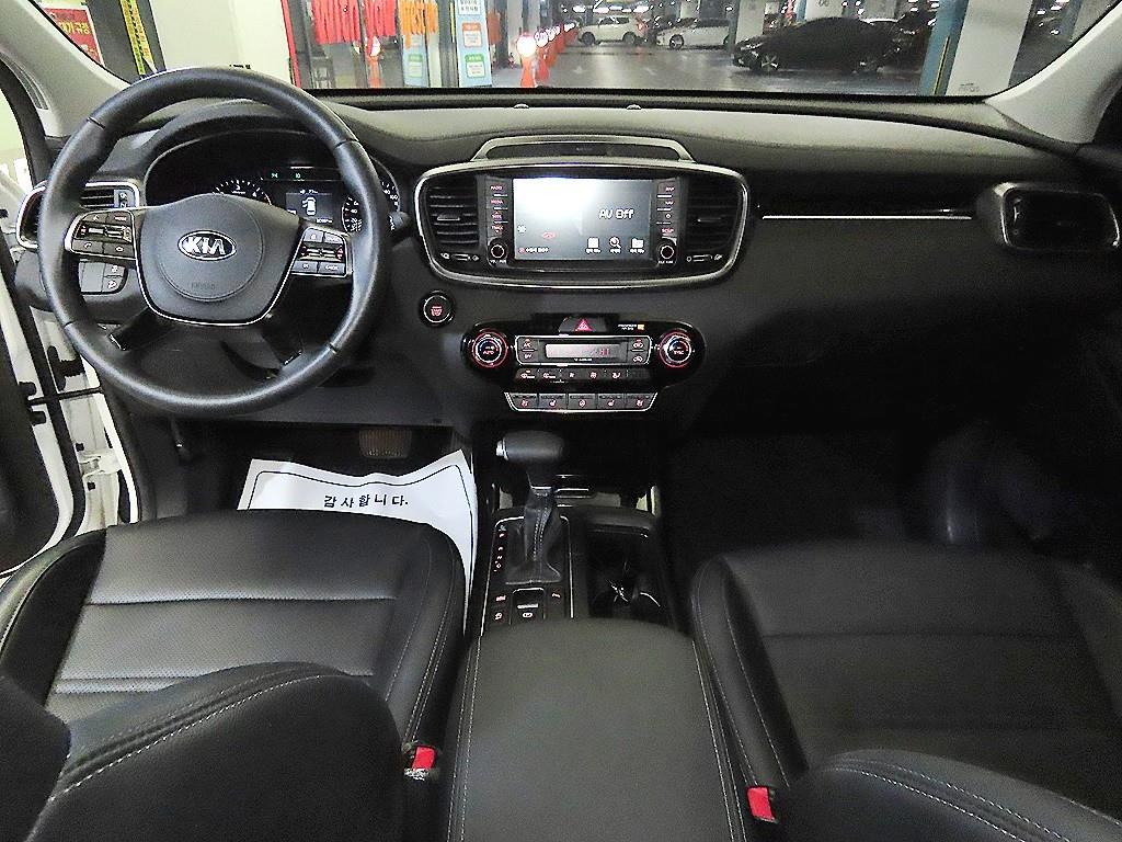 KIA Sorento - Vista 10