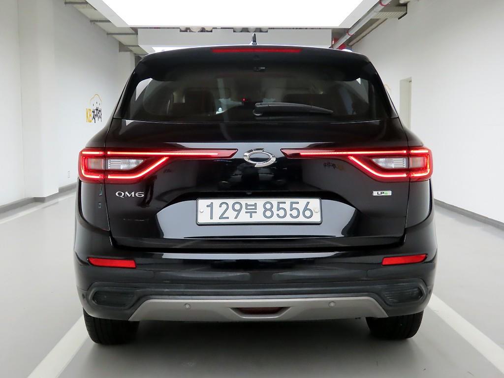 SAMSUNG QM6 - Vista 3