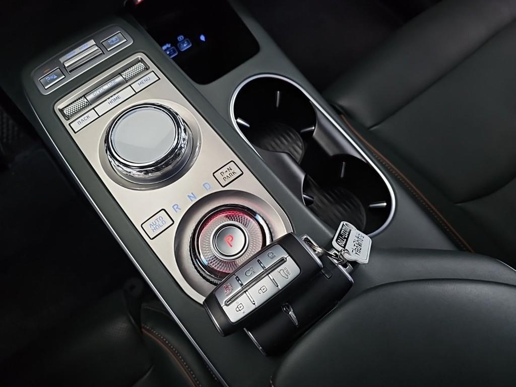 Genesis GV70 2021 Blanco - Importación desde Corea - HF Imports Iquique - Foto 14