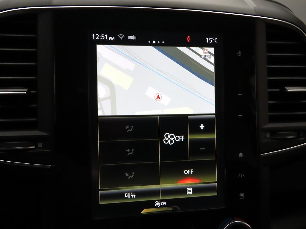 SAMSUNG QM6 - Vista 9