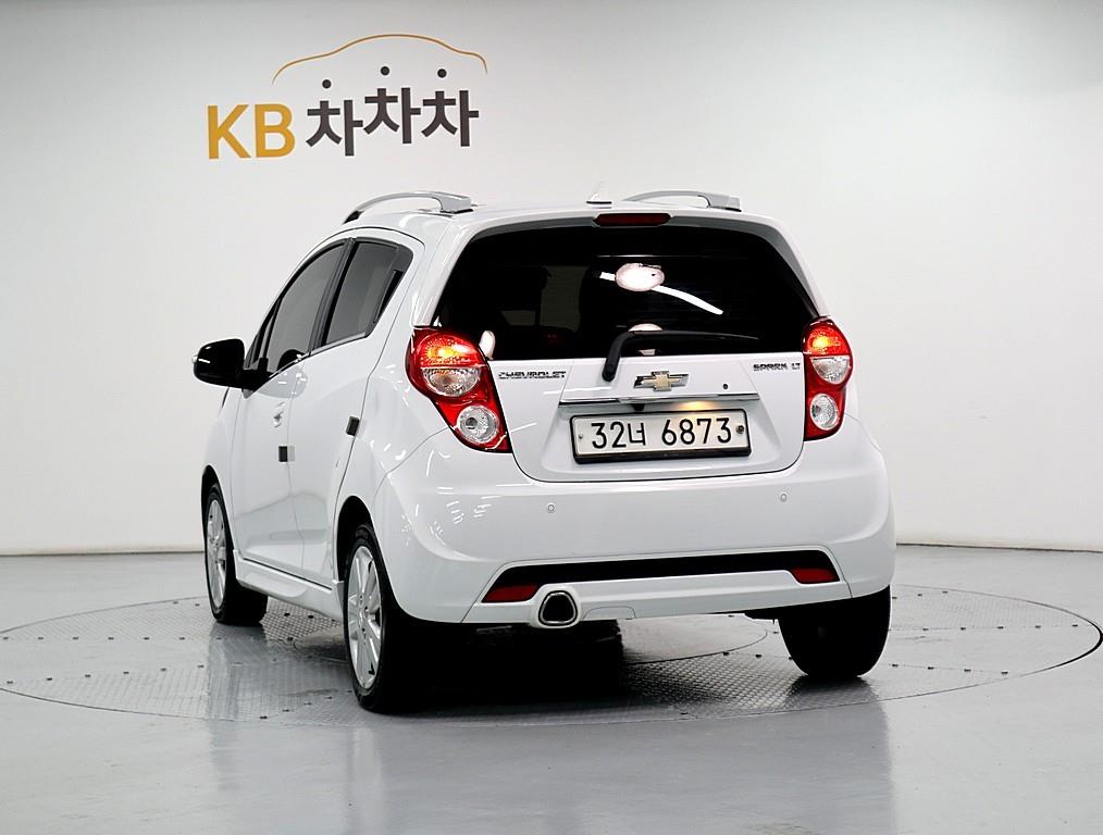 Chevrolet Spark - Vista 4