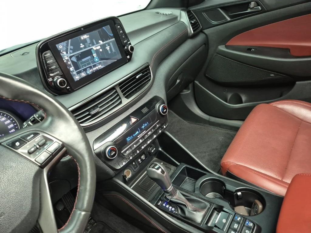 HYUNDAI Tucson - Vista 10