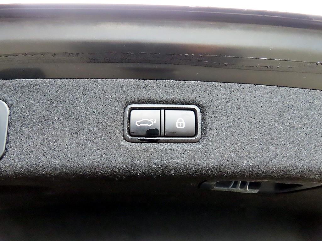 Genesis EQ900 2018 Negro - Importación desde Corea - HF Imports Iquique - Foto 15