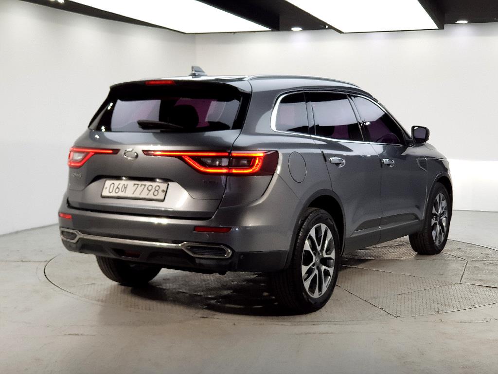 SAMSUNG QM6 - Vista 4