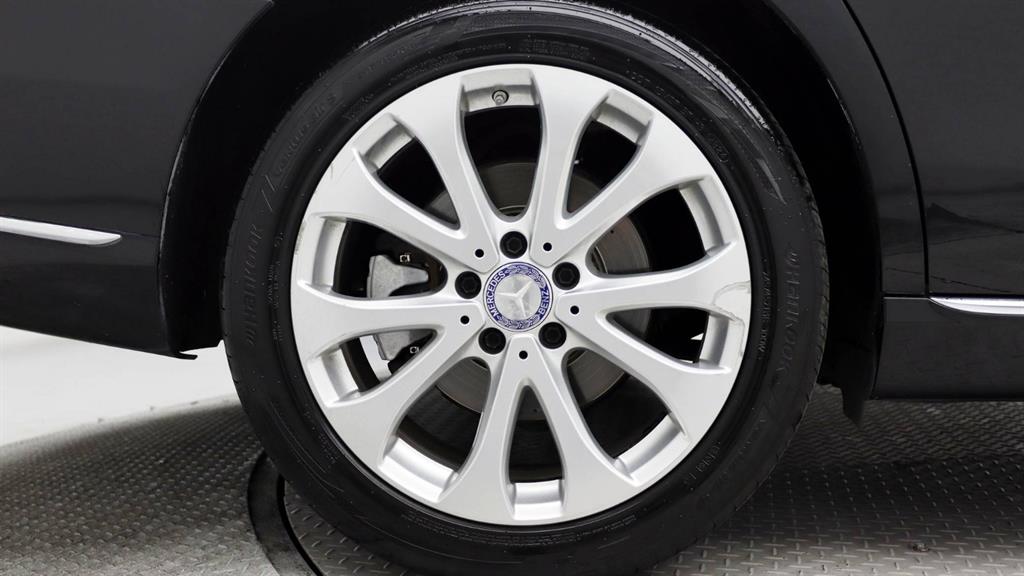 Mercedes Benz E class 2017 Negro - Importación desde Corea - HF Imports Iquique - Foto 8