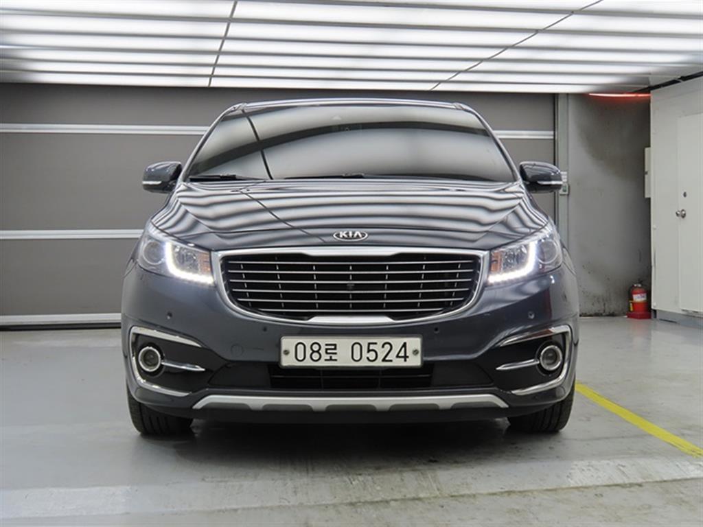 KIA Carnival - Vista 2