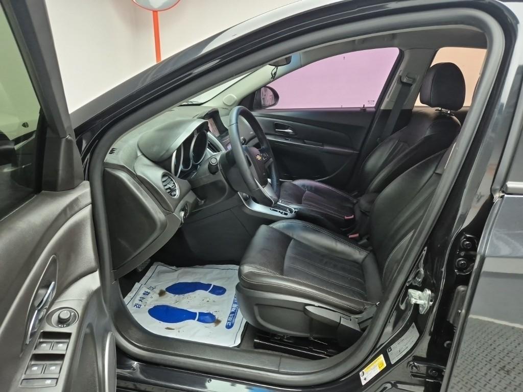 Chevrolet Cruise 2014 Negro - Importación desde Corea - HF Imports Iquique - Foto 17