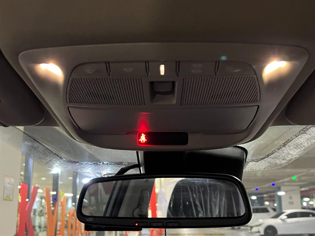 SAMSUNG QM6 - Vista 8