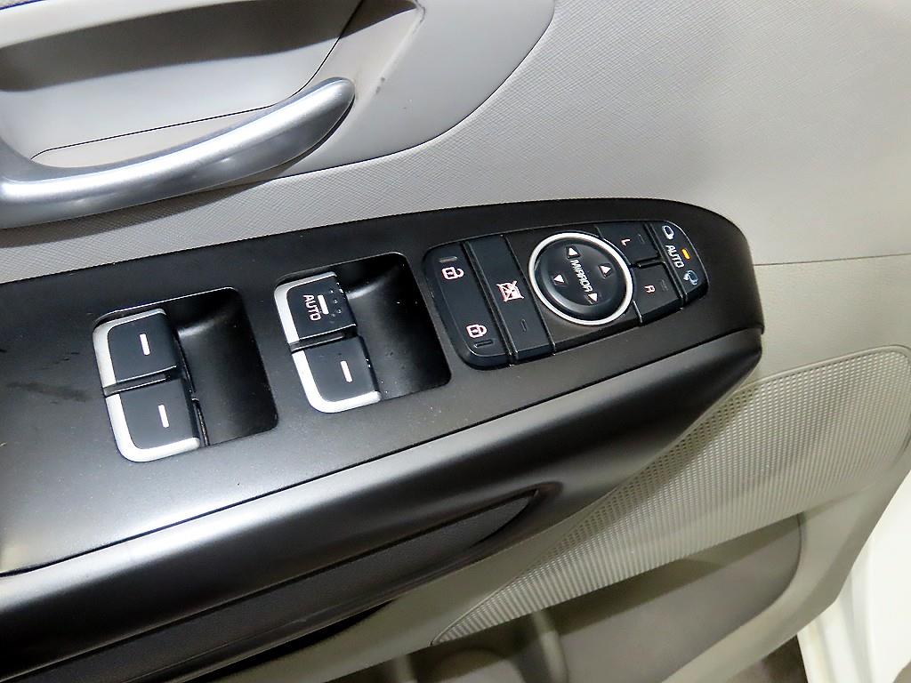 KIA Carnival 2015 Blanco - Importación desde Corea - HF Imports Iquique - Foto 13