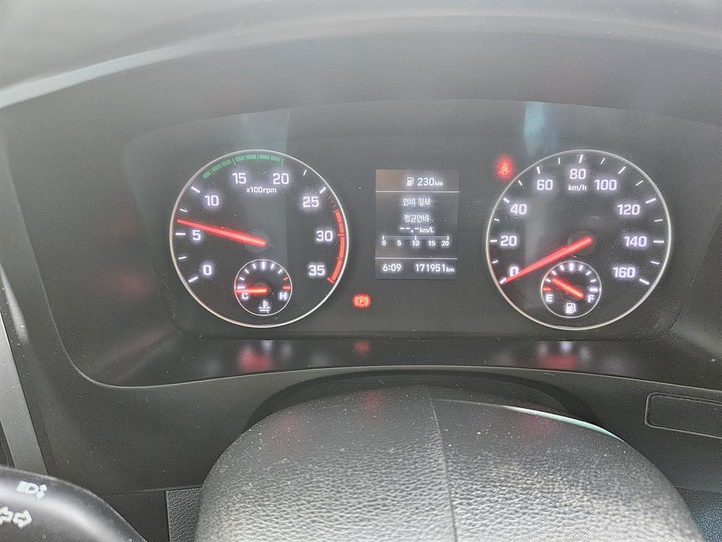 medium and large cargo Cargo 2022 Blanco - Importación desde Corea - HF Imports Iquique - Foto 14