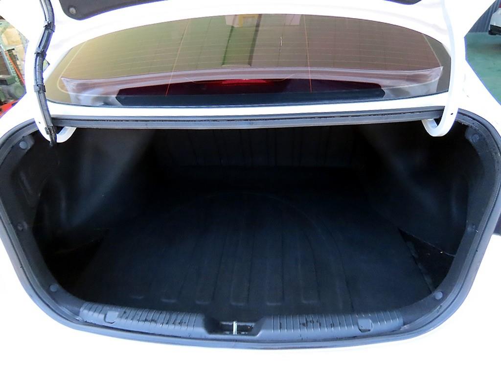 KIA K3 2016 Blanco - Importación desde Corea - HF Imports Iquique - Foto 16