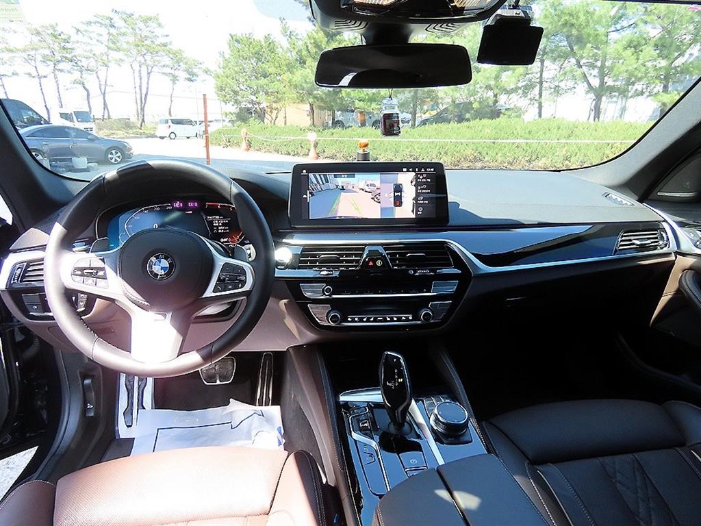 BMW 5 Series - Vista 7