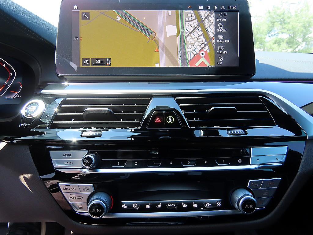 BMW 5 Series 2023 Negro - Importación desde Corea - HF Imports Iquique - Foto 13